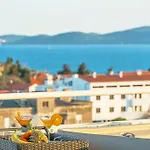 Sunset Penthouse Apartment With Jacuzzi