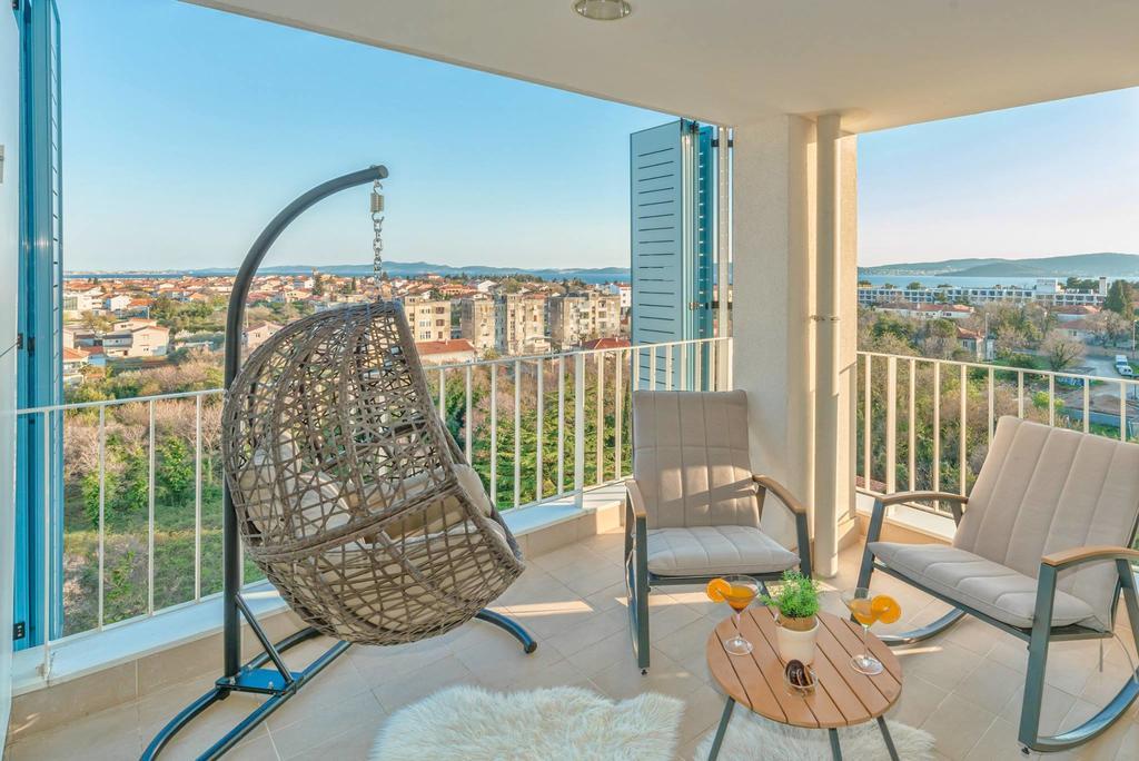 Sunset Penthouse With Jacuzzi